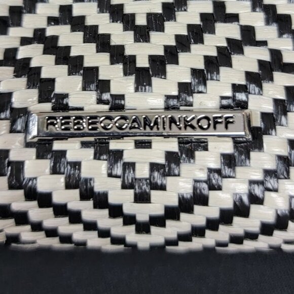 🖤 Rebecca Minkoff Woven Geometric Tote w/ Zip Top & Expandable Sides 🖤 - Picture 3 of 15